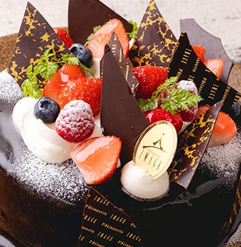 広島 横川 誕生日やクリスマスには特別なケーキを ギフト用アレンジも